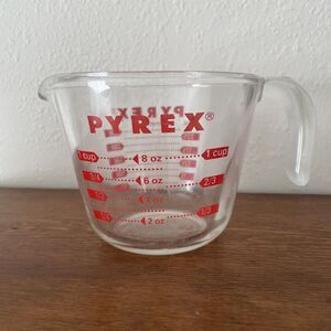 Vintage Pyrex 1 Cup Glass Measuring Cup Red Lettering Open Handle USA
